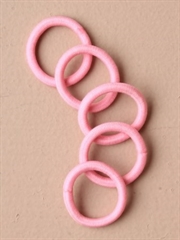 Små lyserøde elastikker