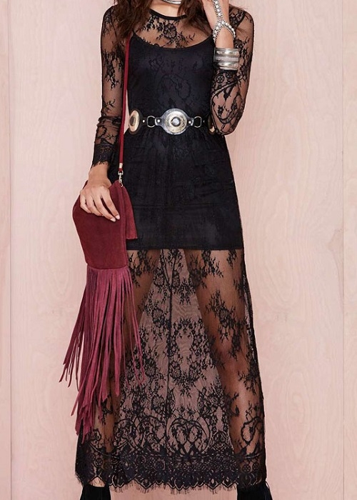 Lang sort blonde kjole